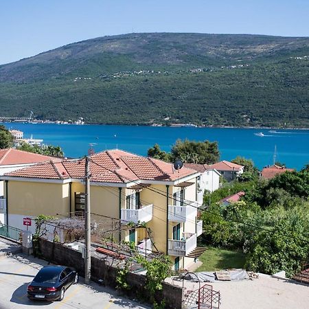 Hotel Olimpija Plus Herceg Novi Buitenkant foto