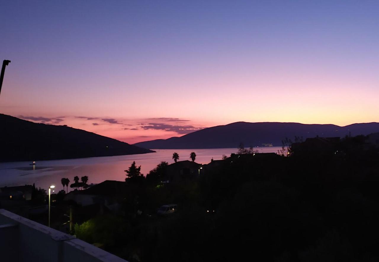 Hotel Olimpija Plus Herceg Novi Buitenkant foto