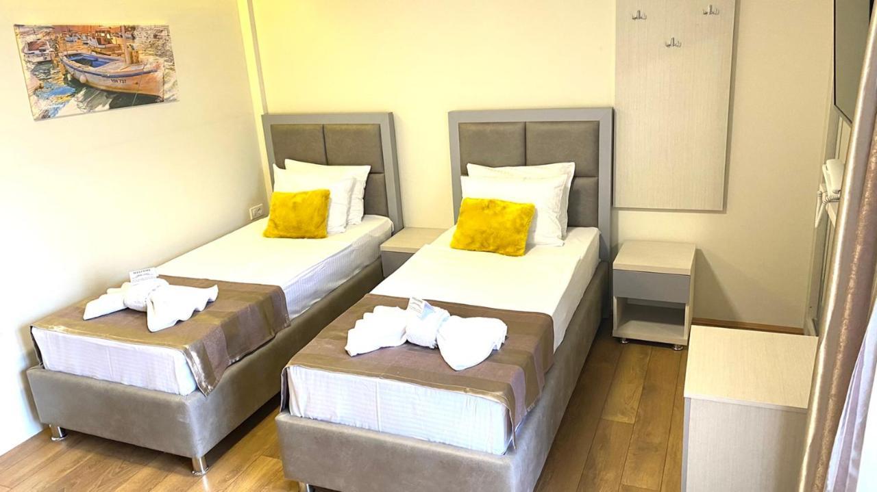 Hotel Olimpija Plus Herceg Novi Buitenkant foto